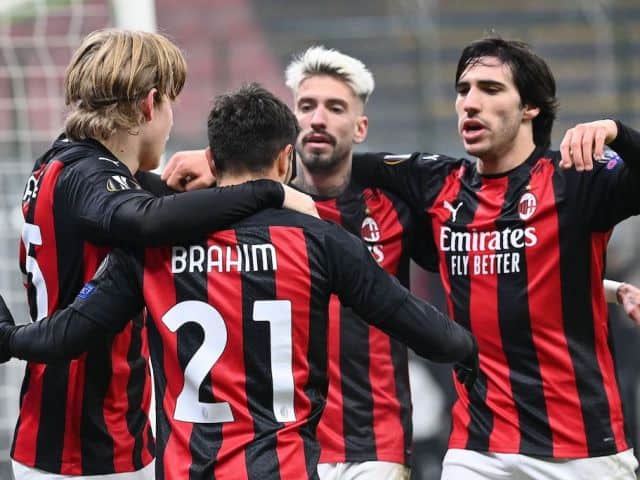 Soi kèo bóng đá Sparta Praha vs AC Milan, 11/12/2020 - Europa League