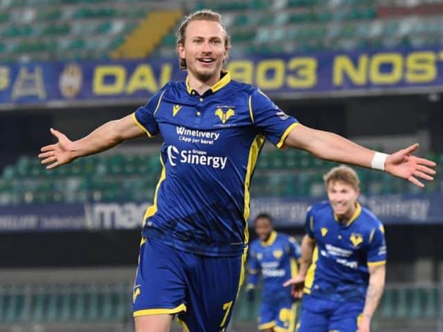 Soi kèo bóng đá Genoa vs Hellas Verona, 21/02/2021 - Serie A
