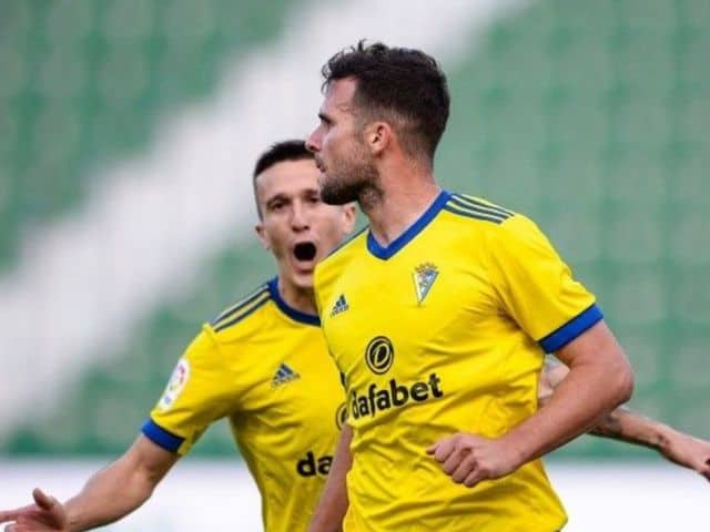 Soi kèo bóng đá Alaves vs Cadiz, 13/03/2021 - La Liga