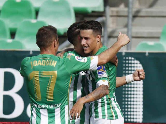 Soi kèo bóng đá Elche vs Betis, 4/04/2021 - La Liga