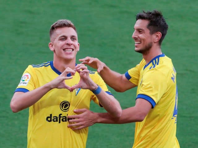 Soi kèo bóng đá Granada vs Cadiz, 2/05/2021 - La Liga Soi keo bong da Granada vs Cadiz, 2/05/2021 - La Liga