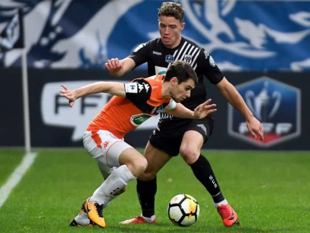Soi kèo bóng đá Lorient vs Angers, 2/05/2021 - Ligue 1