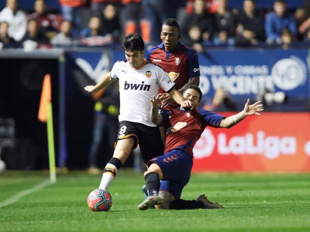 Soi kèo bóng đá Osasuna vs Valencia, 21/04/2021 - La Liga