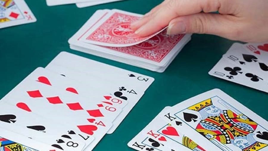 Tuyệt kỹ đánh phỏm không bao giờ thua tại các sòng bài online. Tuyet ky danh phom khong bao gio thua tai cac song bai online.