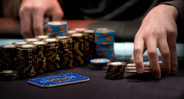 Hai sai lầm tai hại bạn cần tránh trong chơi game bài Poker Hai sai lam tai hai ban can tranh trong choi game bai Poker