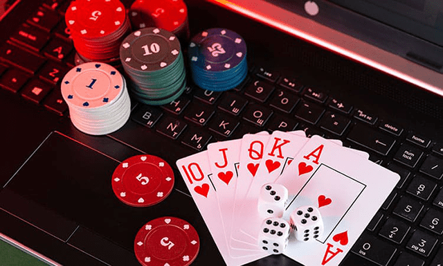 Tìm hiểu nguyên nhân tựa game Blackjack thu hút số lượng lớn người chơi? Tim hieu nguyen nhan tua game Blackjack thu hut so luong lon nguoi choi?