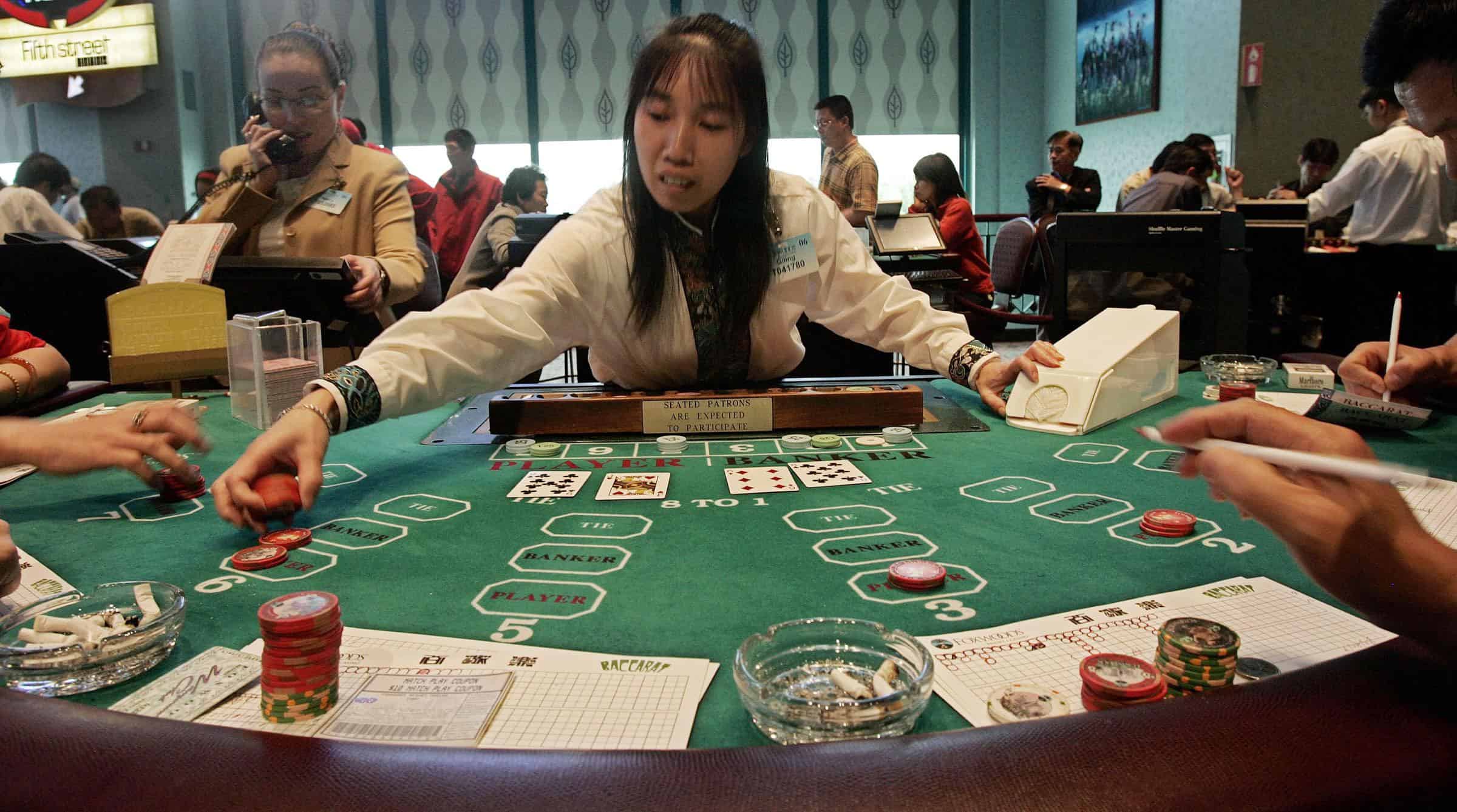 Cách chơi bài Baccarat và mẹo giúp bạn đặt cược hiệu quả hơn Cach choi bai Baccarat va meo giup ban dat cuoc hieu qua hon