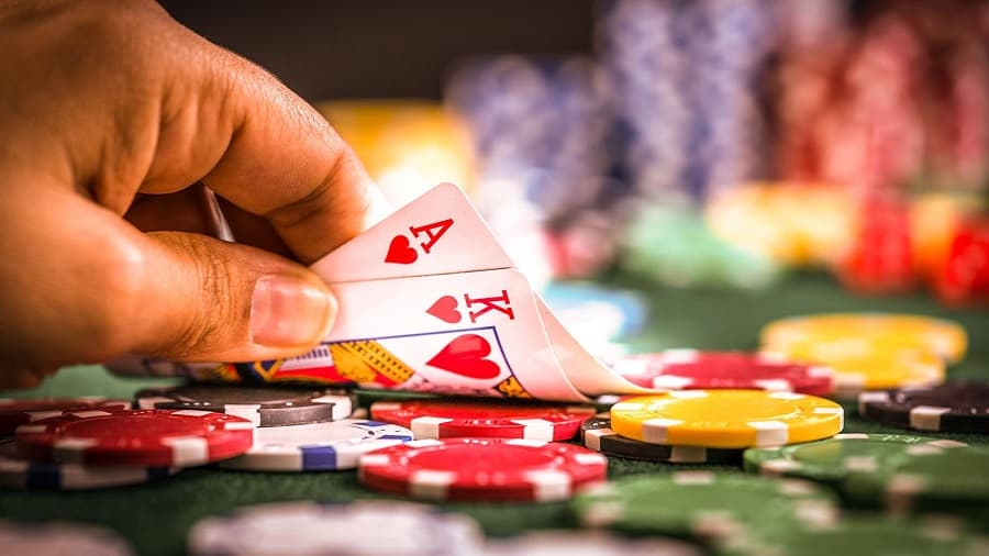 Để thắng đối thủ trong Poker bạn cần sở hữu những kinh nghiệm sau de thang doi thu trong poker ban can so huu nhung kinh nghiem sau