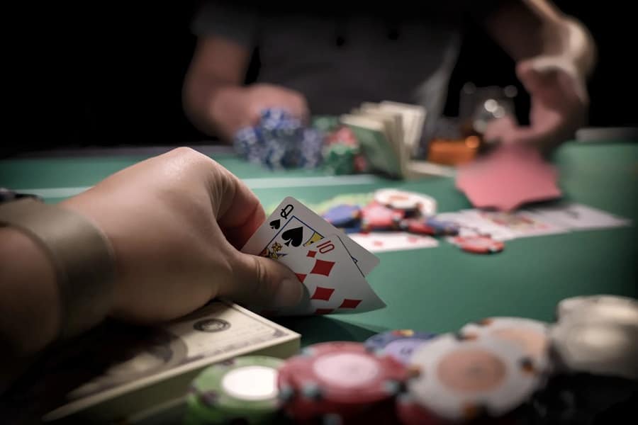 Kỹ thuật đánh bài Blackjack nào giúp người chơi có ưu thế lơn hơn nhà cái? ky thuat danh bai blackjack nao giup nguoi choi co uu the lon hon nha cai?