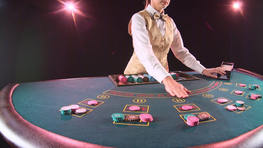 Người chơi Poker cần nắm giữ bí quyết sau để đảm bảo có thể kiếm được tiền nguoi choi poker can nam giu bi quyet sau de dam bao co the kiem duoc tien